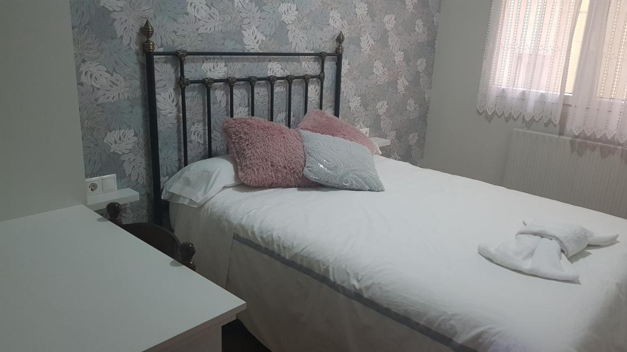Apartamentos Paz Ribadeo Extérieur photo